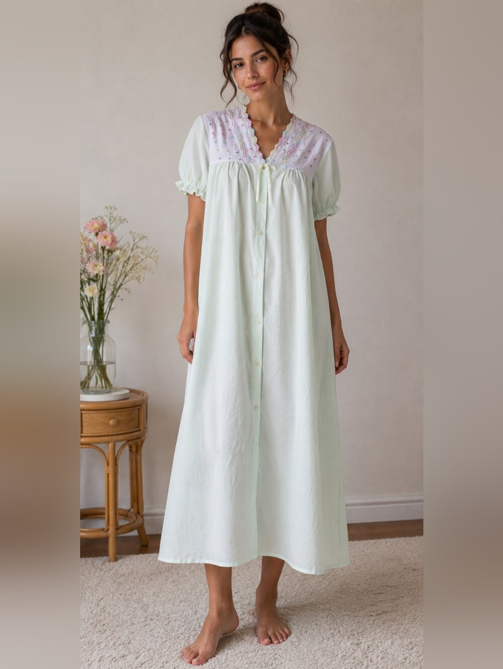 Vintage 1970s Soft Light Mint Green Embroidered Night Gown Sz L